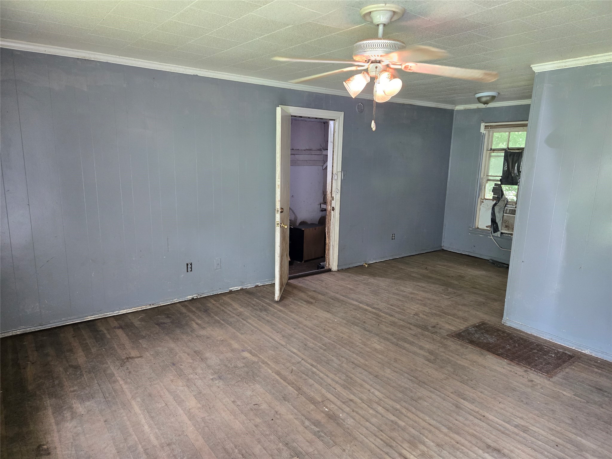 1806 N Culberson Street Gainesville TX 76240