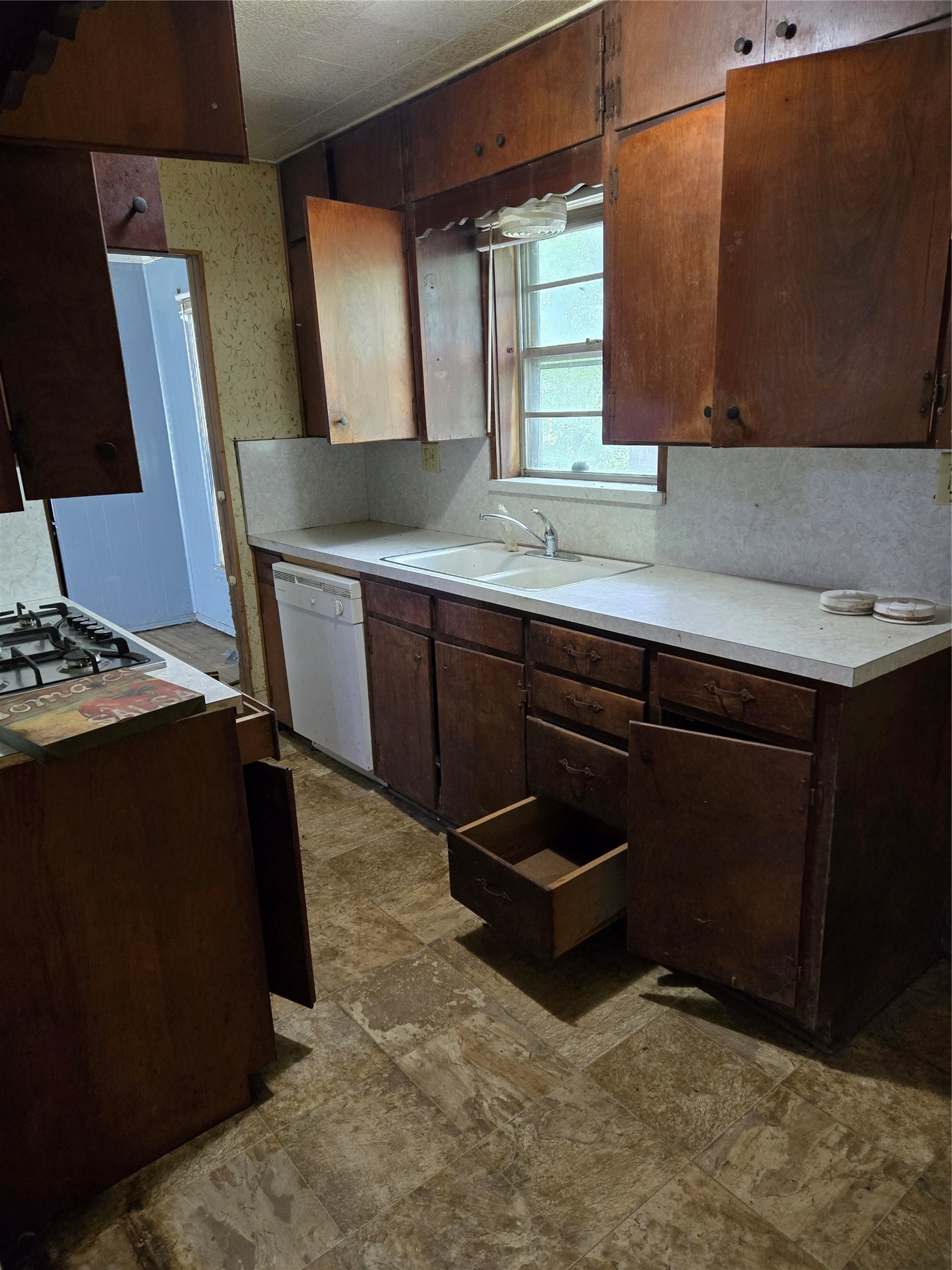 1806 N Culberson Street Gainesville TX 76240