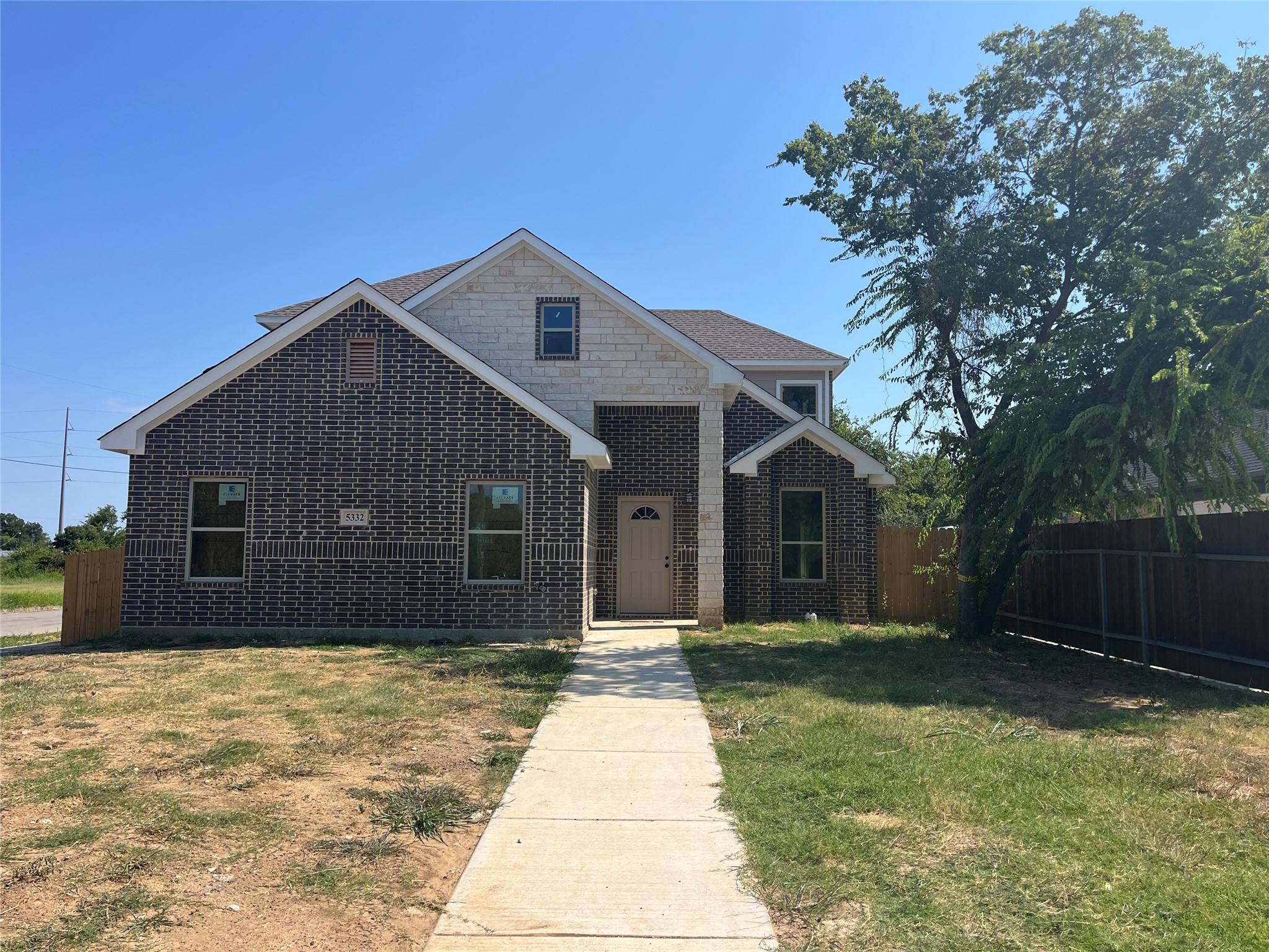 5332 Booker T Street Fort Worth TX 76105