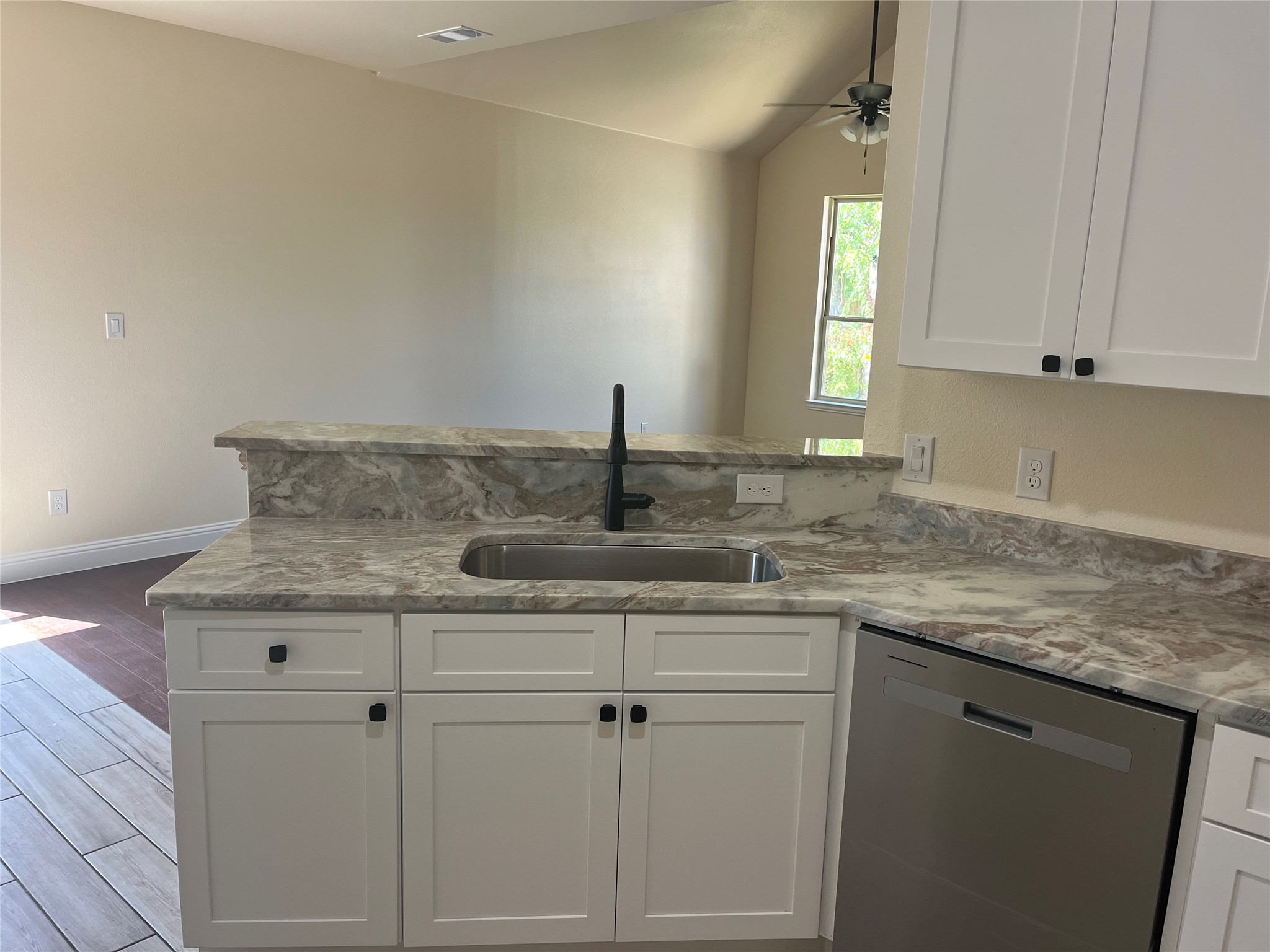 5332 Booker T Street Fort Worth TX 76105
