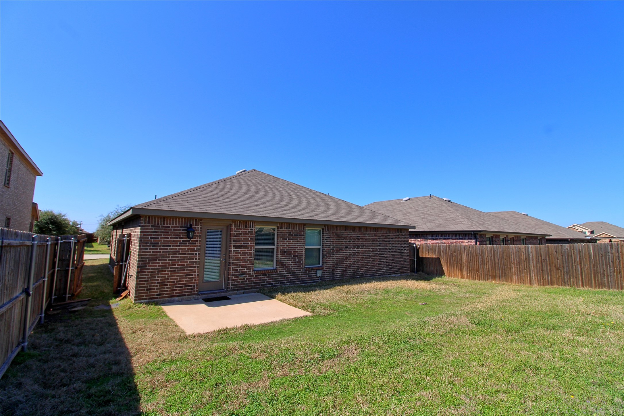 2428 Rosharon Drive Forney TX 75126