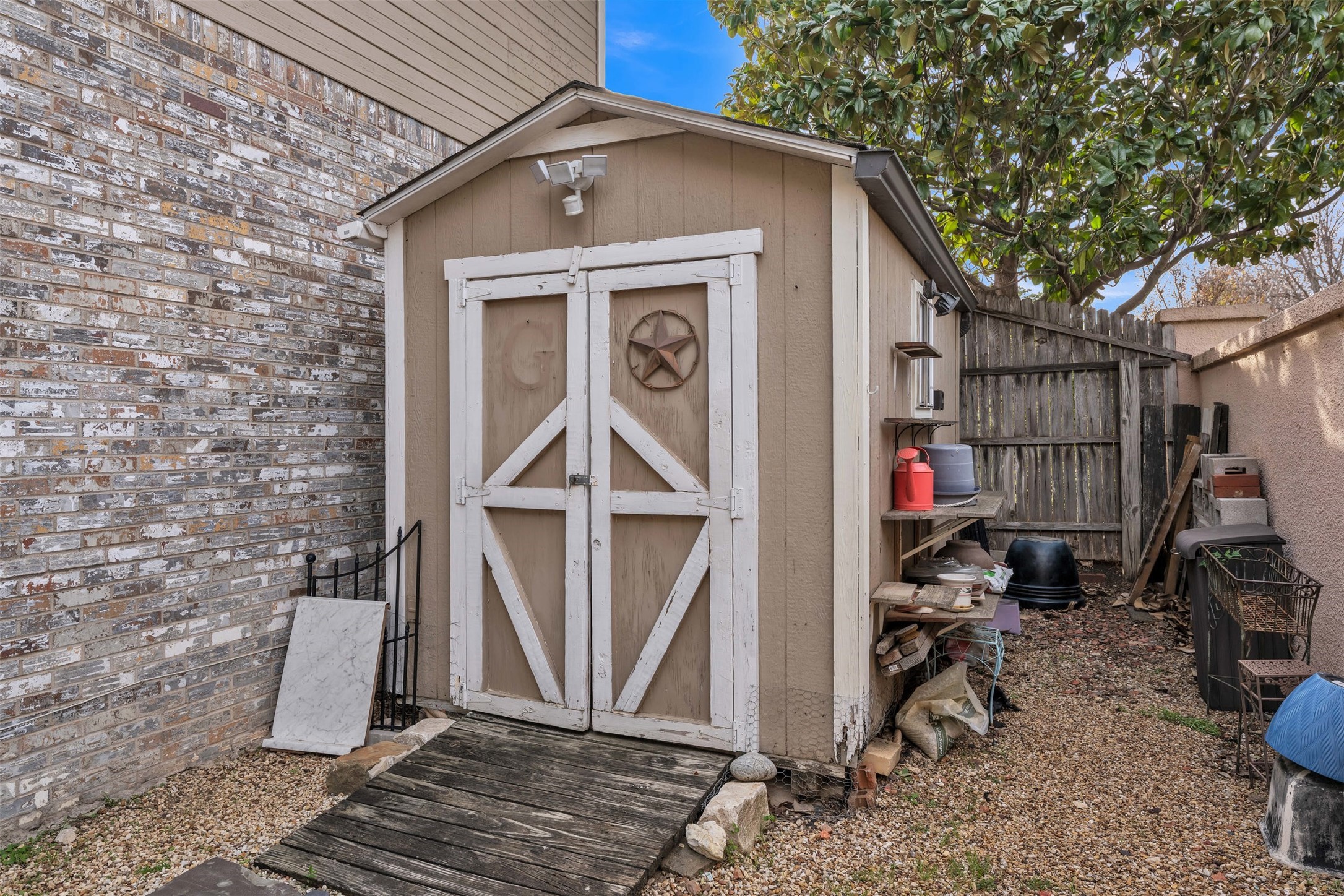 8 Buccaneer Court Fort Worth TX 76179