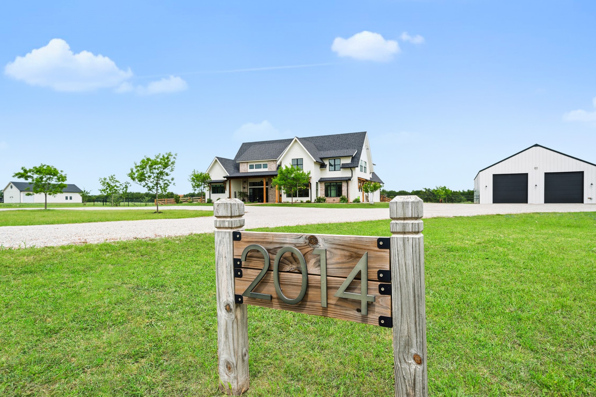 2014 W Elm Mott Drive Waco TX 76705