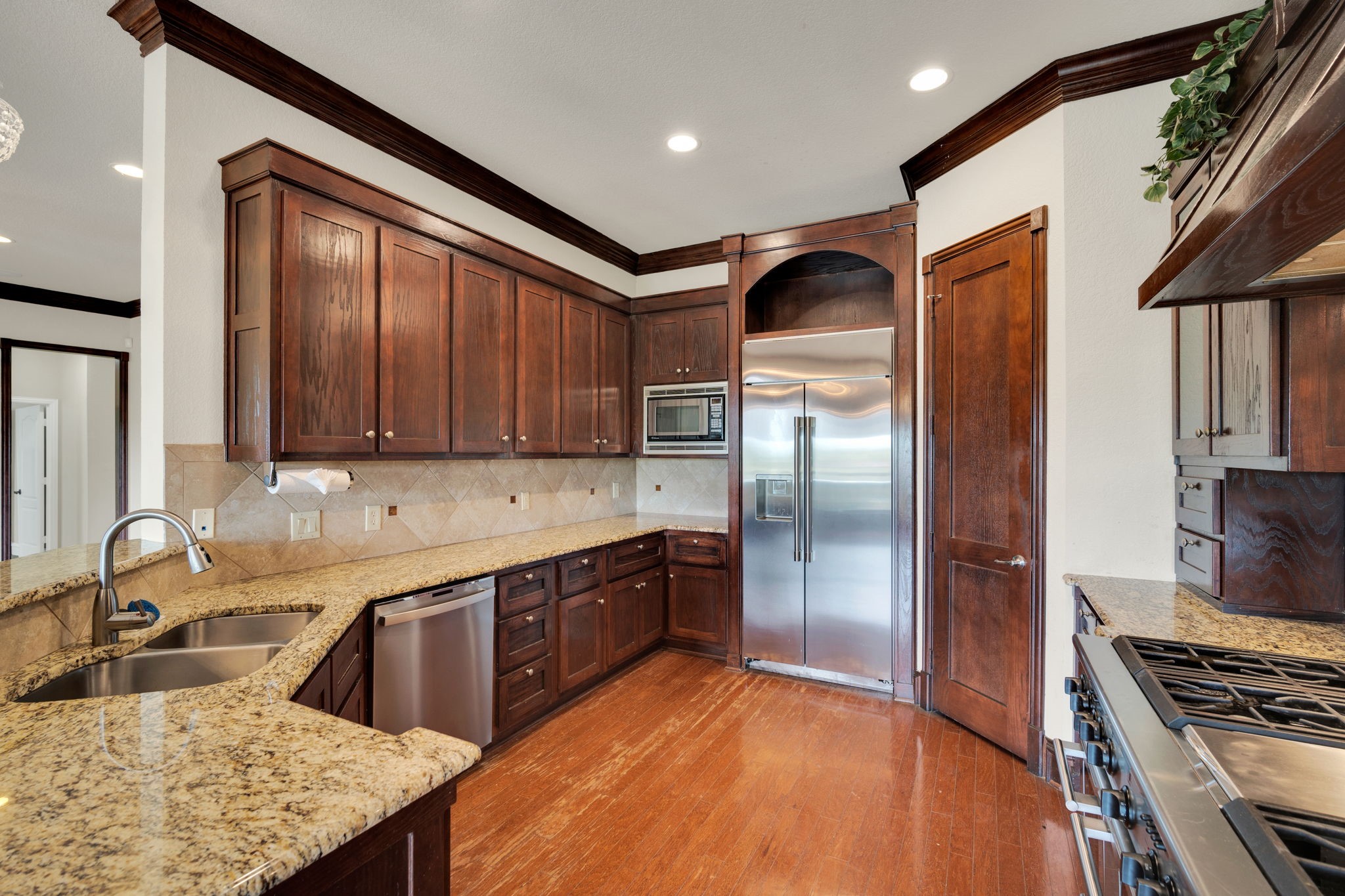 241 Cody Road Ennis TX 75119