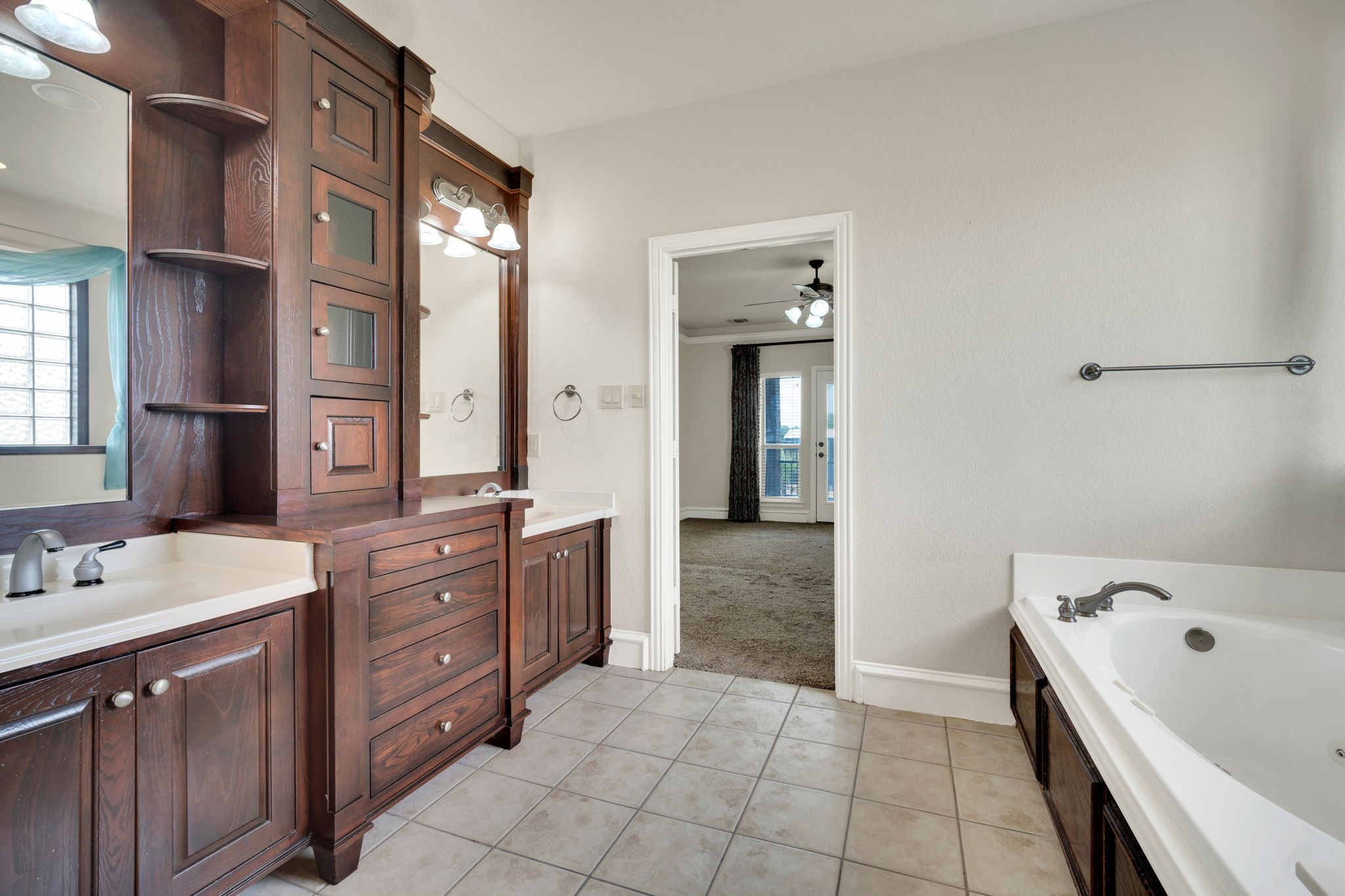 241 Cody Road Ennis TX 75119