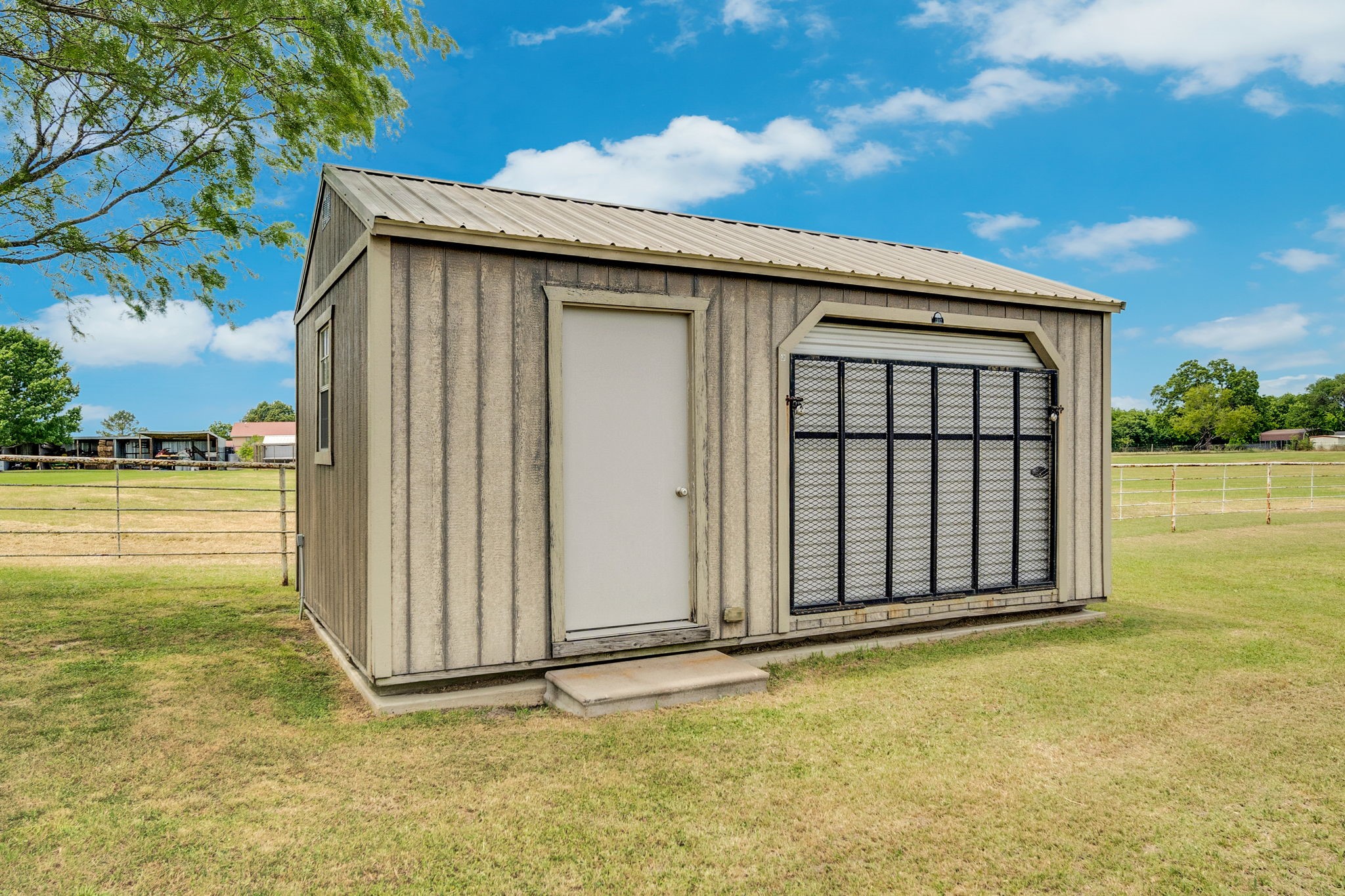 241 Cody Road Ennis TX 75119