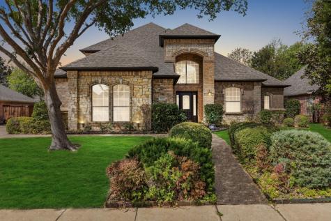 8221 Fenwick Drive North Richland Hills TX 76182