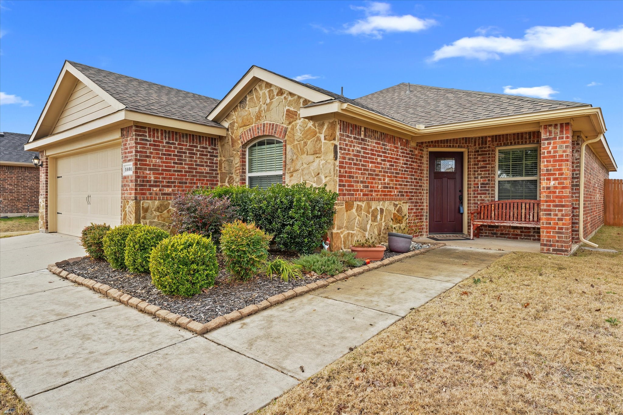 1401 N Houston Street Royse City TX 75189
