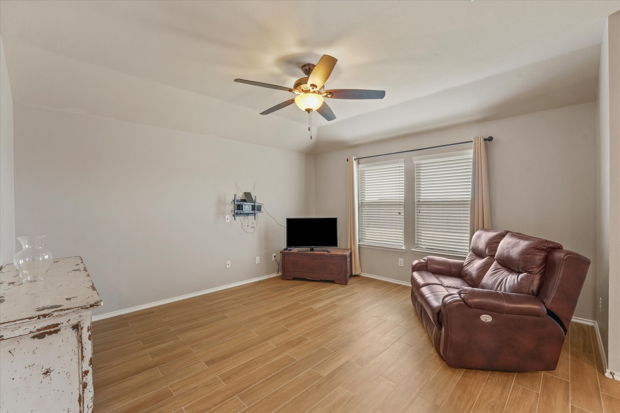 1401 N Houston Street Royse City TX 75189
