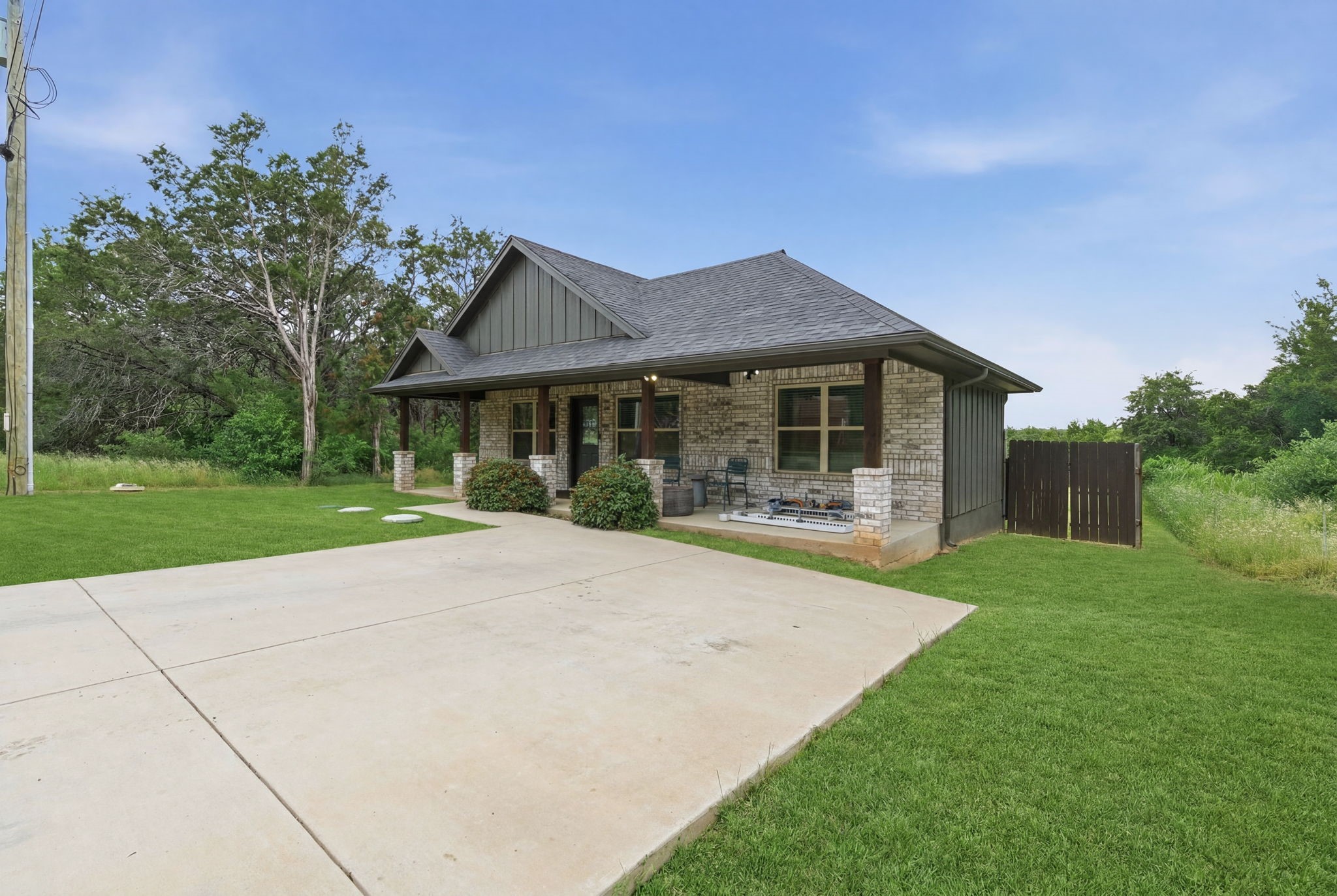 2926 Paluxy Trail Granbury TX 76048