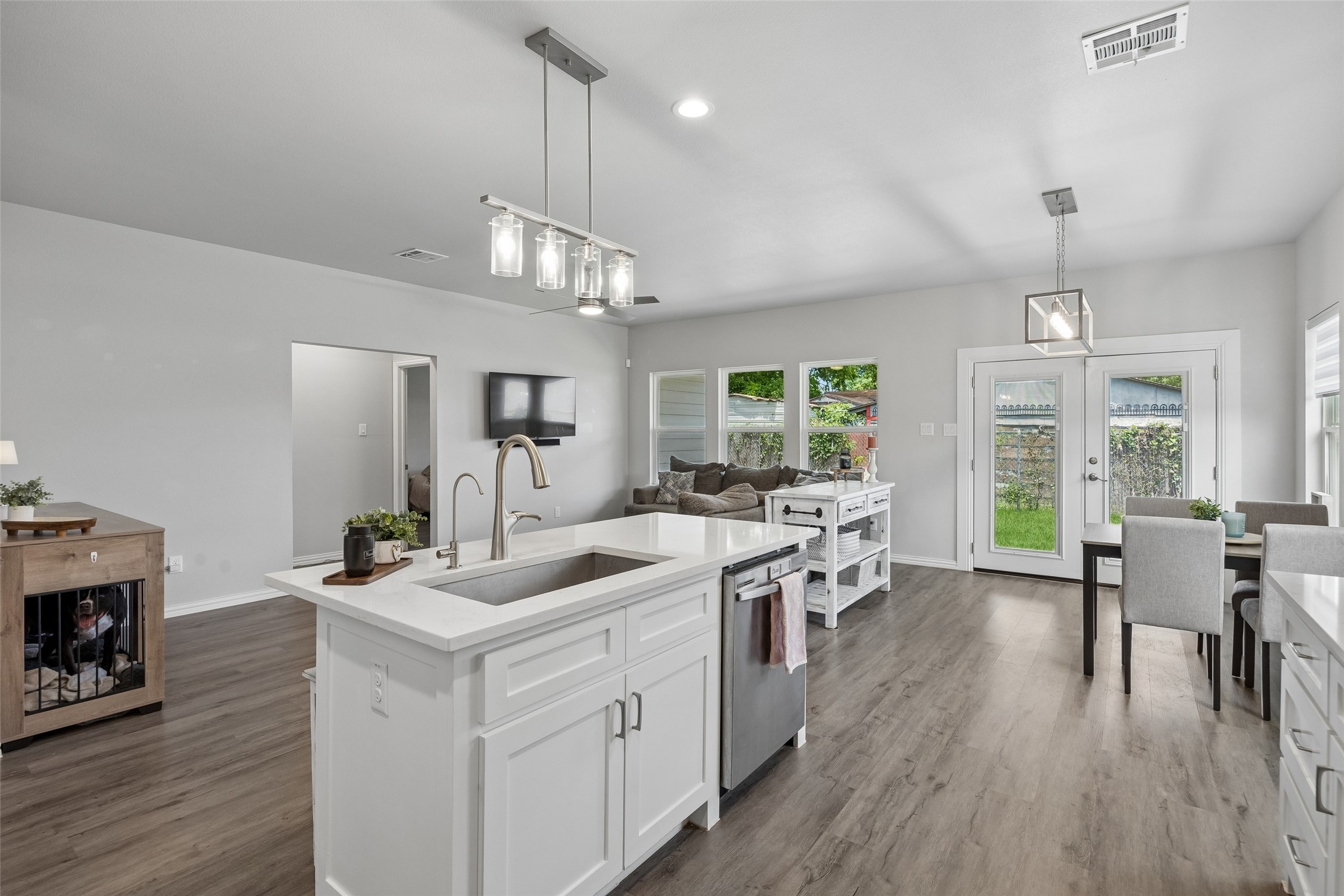 4945 Ramey Avenue Fort Worth TX 76105