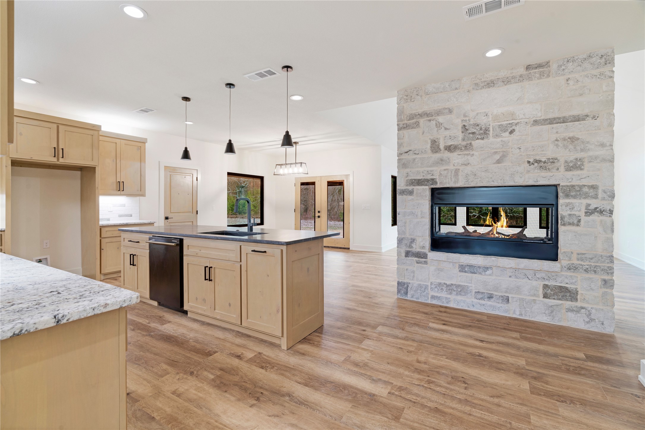 40 Private Road 45855 Blossom TX 75416