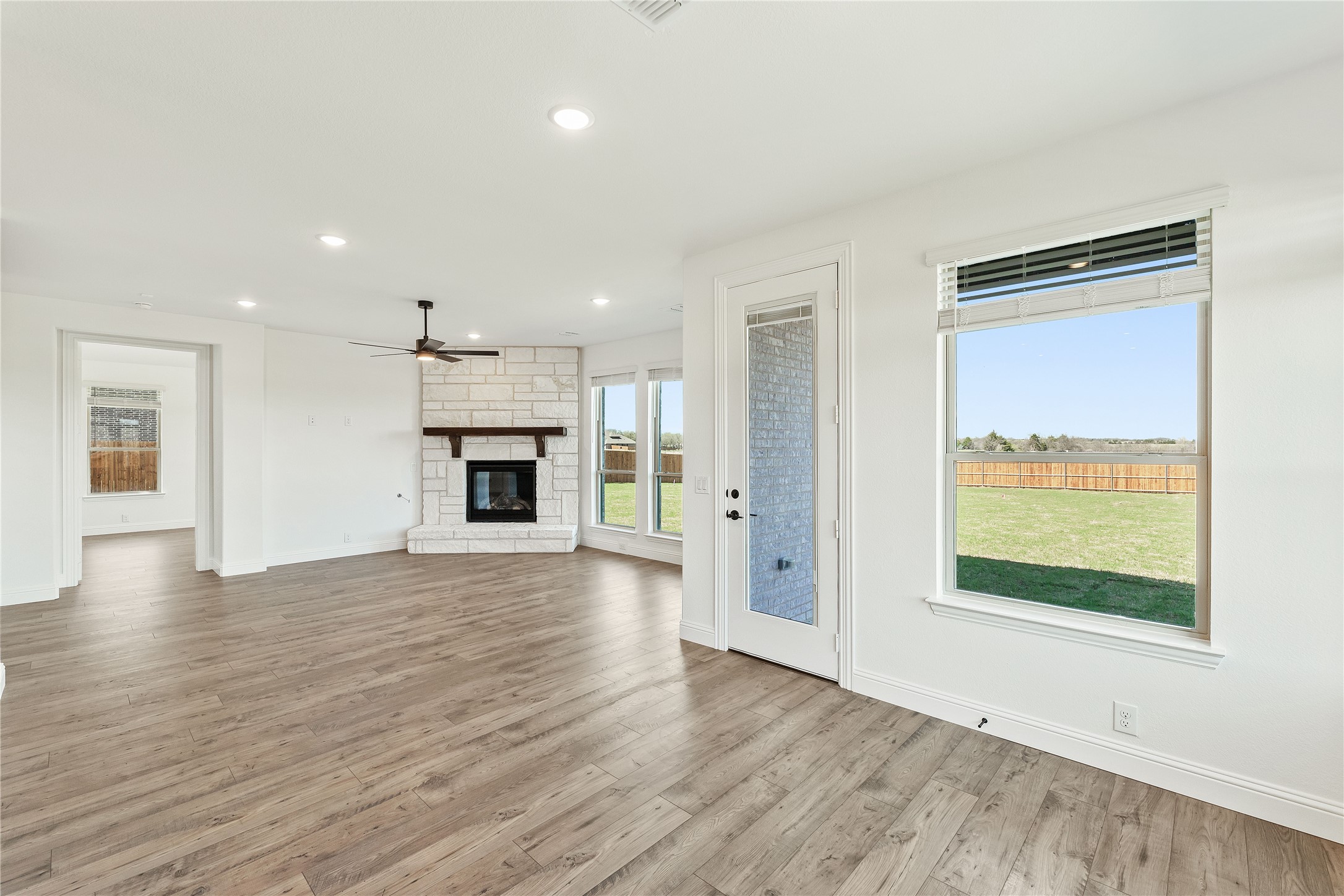 427 Birkdale Lane Red Oak TX 75154