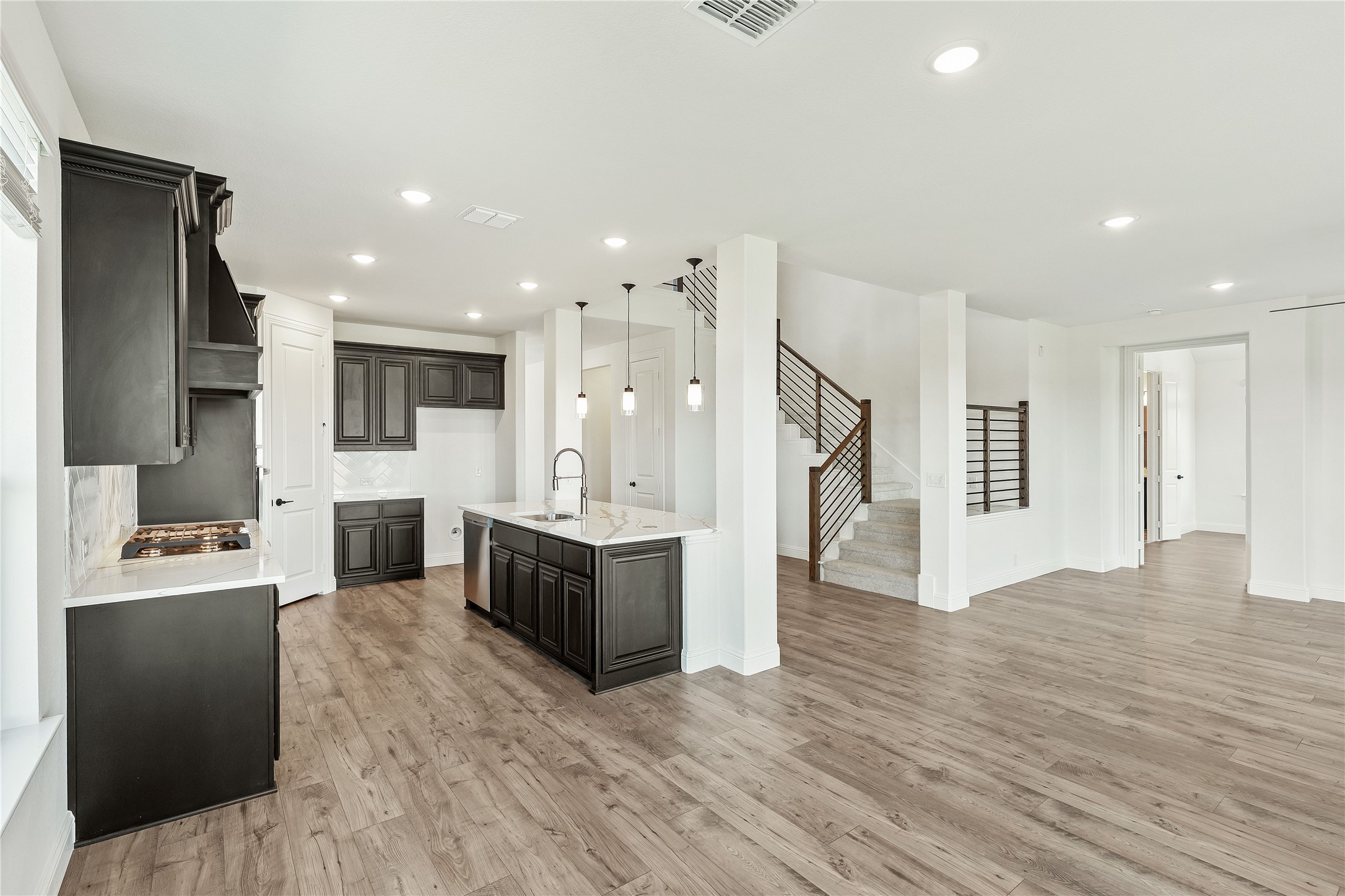 427 Birkdale Lane Red Oak TX 75154