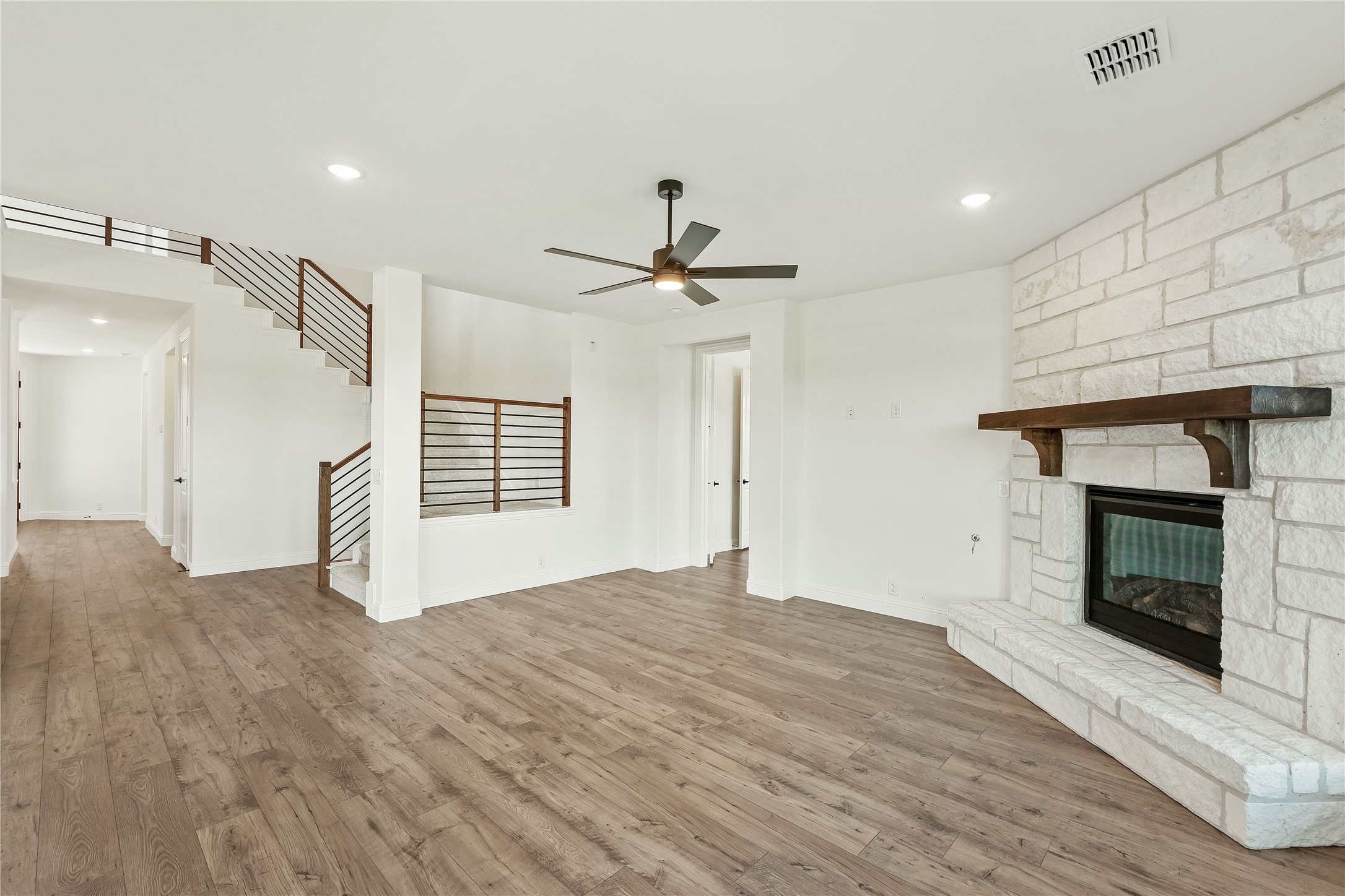 427 Birkdale Lane Red Oak TX 75154