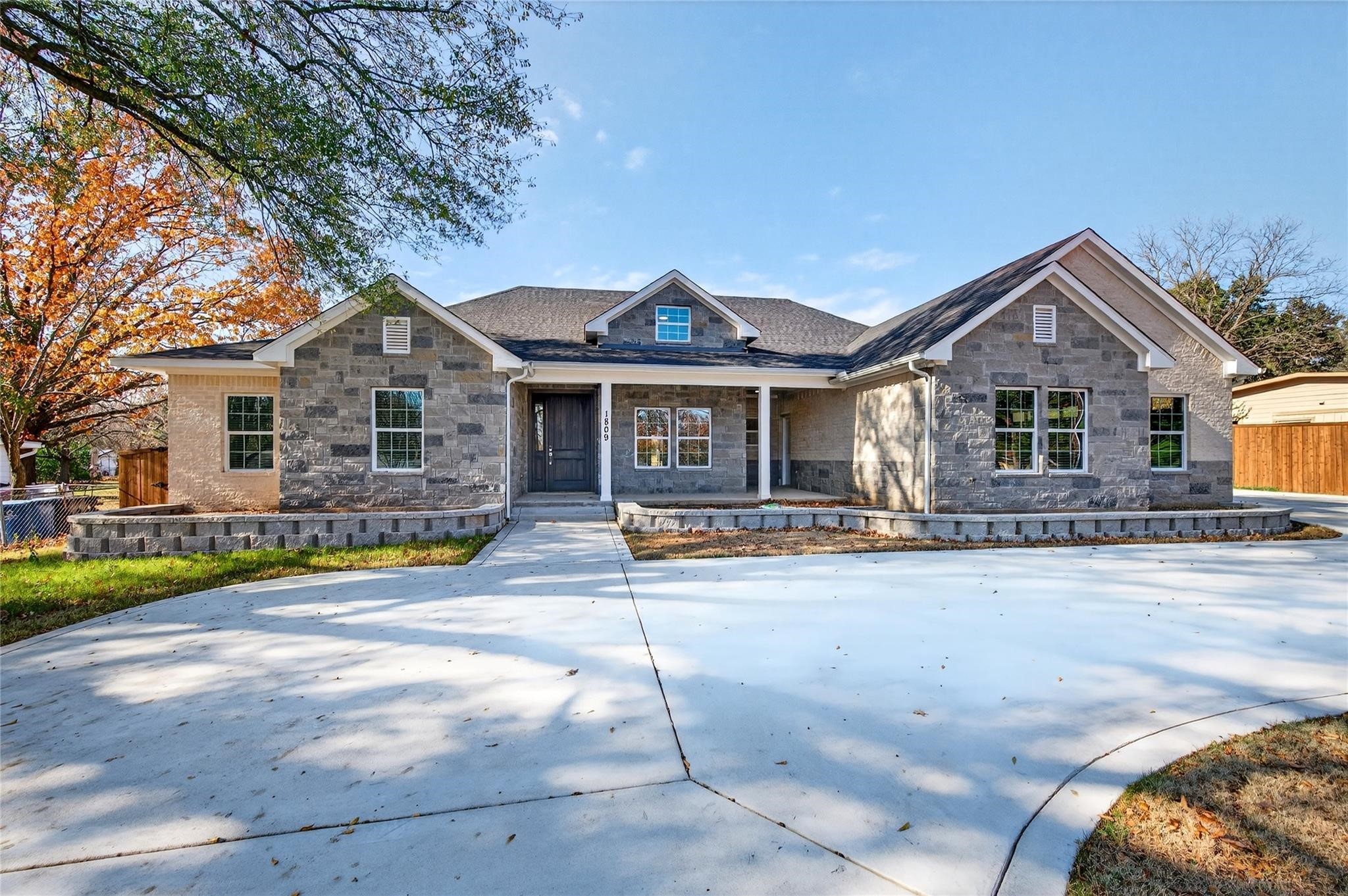 1809 Bluebonnet Avenue Denison TX 75020