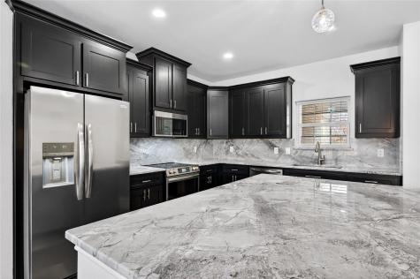 1809 Bluebonnet Avenue Denison TX 75020