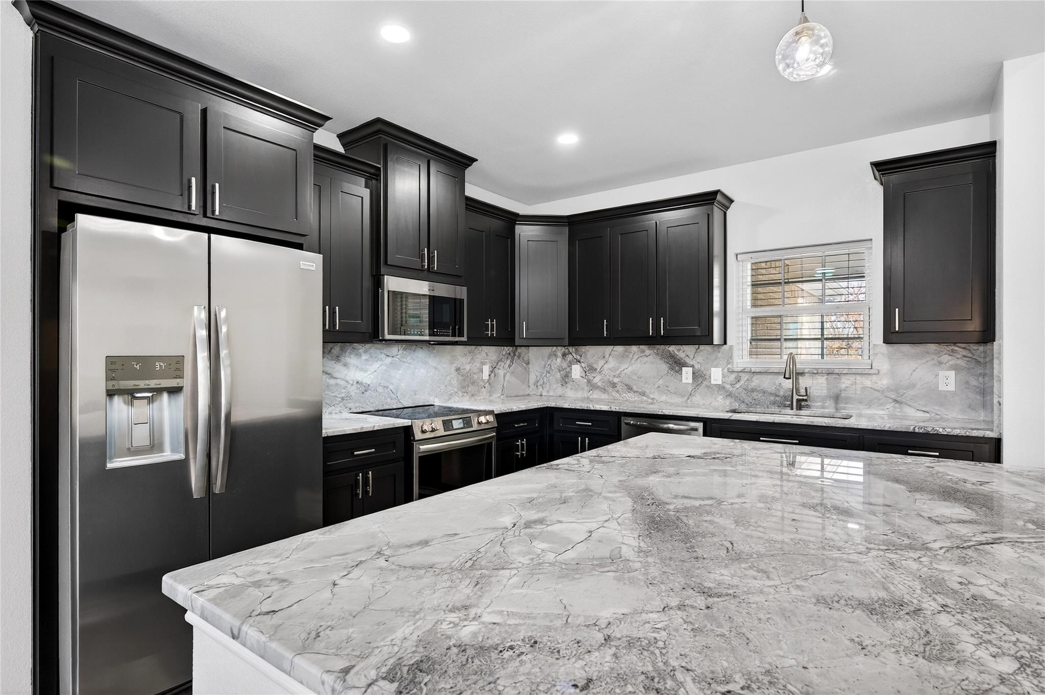 1809 Bluebonnet Avenue Denison TX 75020