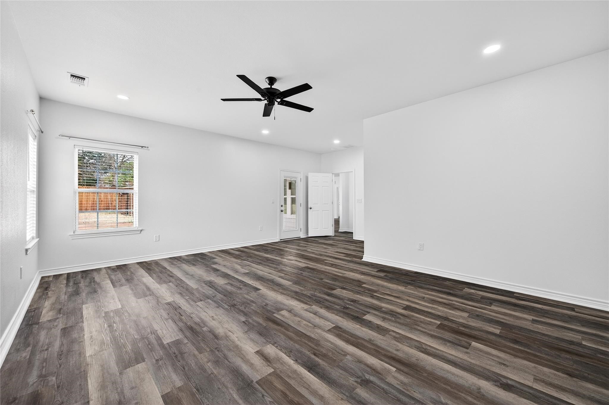 1809 Bluebonnet Avenue Denison TX 75020