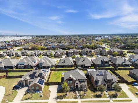 110 Sweetleaf Drive Red Oak TX 75154