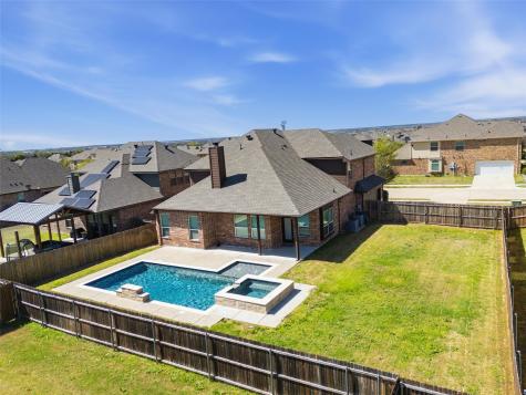 110 Sweetleaf Drive Red Oak TX 75154