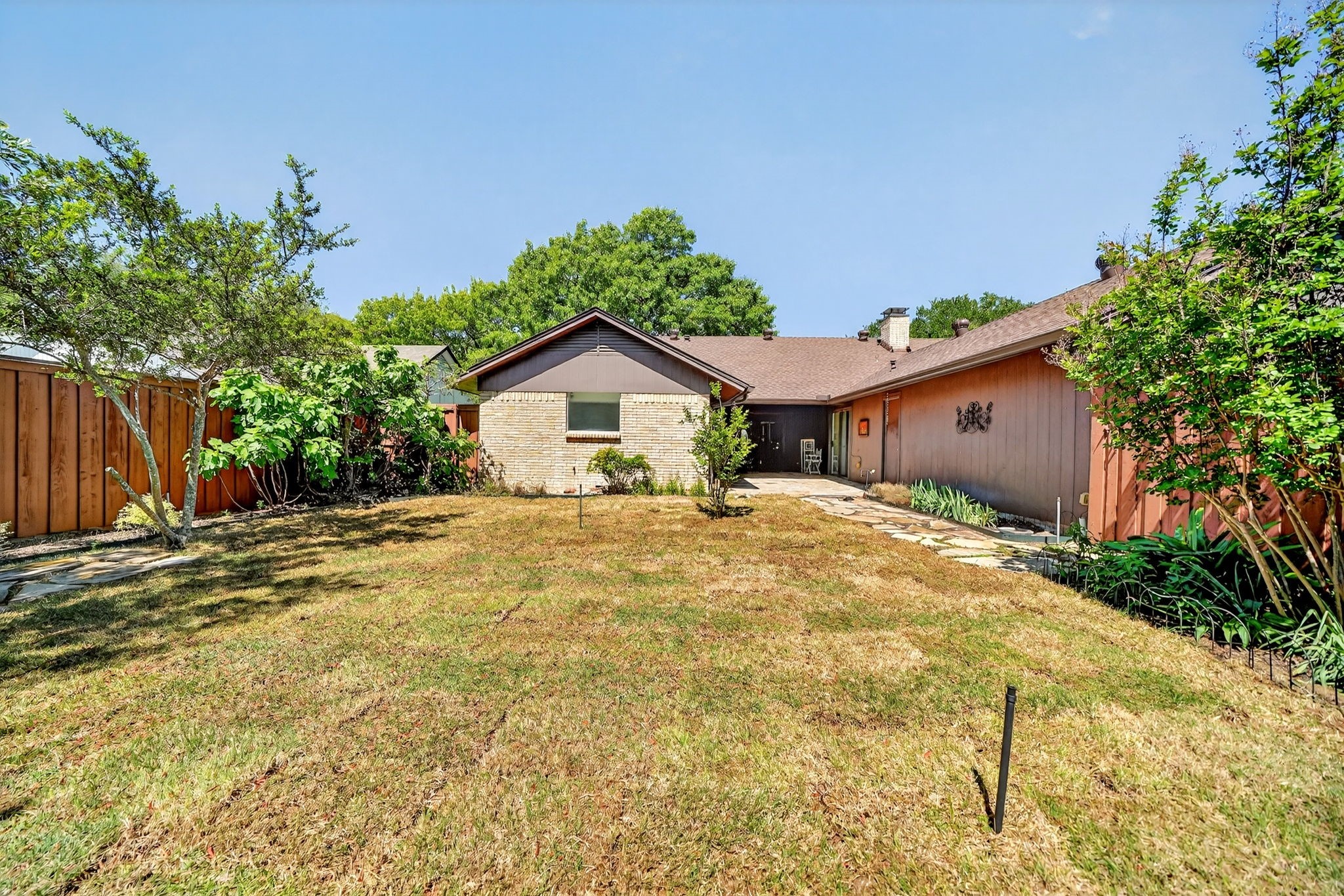 216 Hemlock Drive Richardson TX 75081