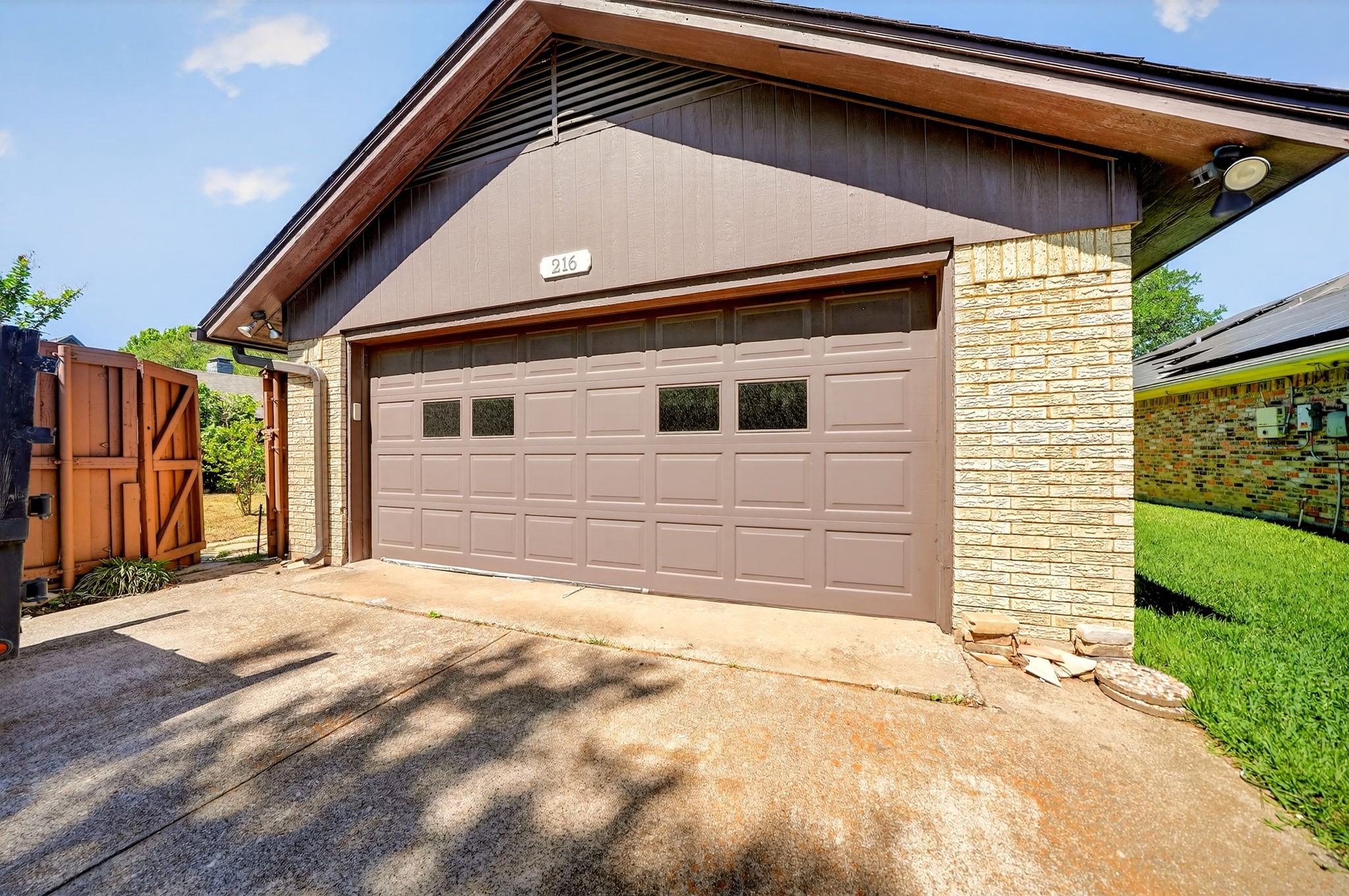216 Hemlock Drive Richardson TX 75081