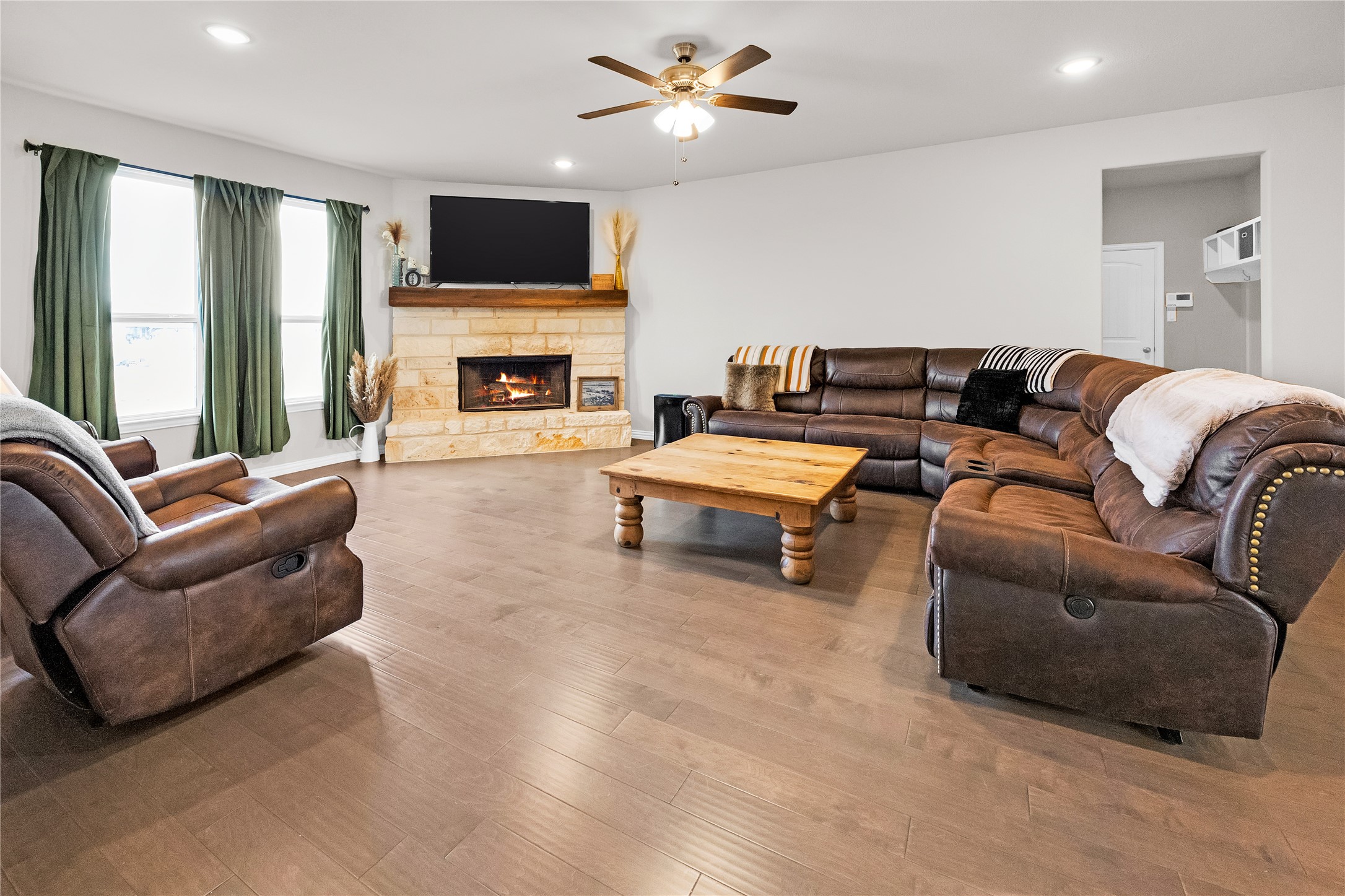 308 Olde Knoll Place Rio Vista TX 76093