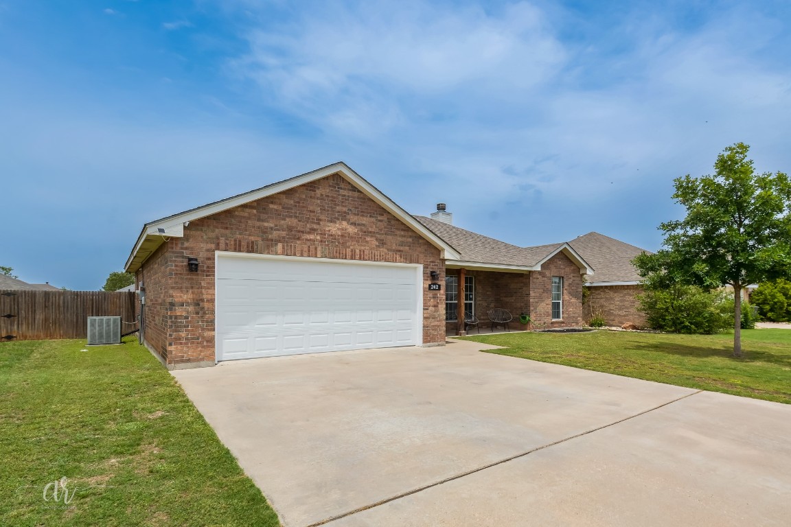 242 Sugarloaf Avenue Abilene TX 79602