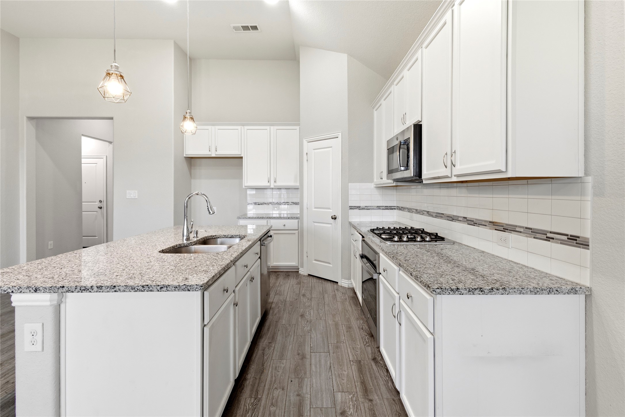 240 Darlington Trail Fort Worth TX 76131