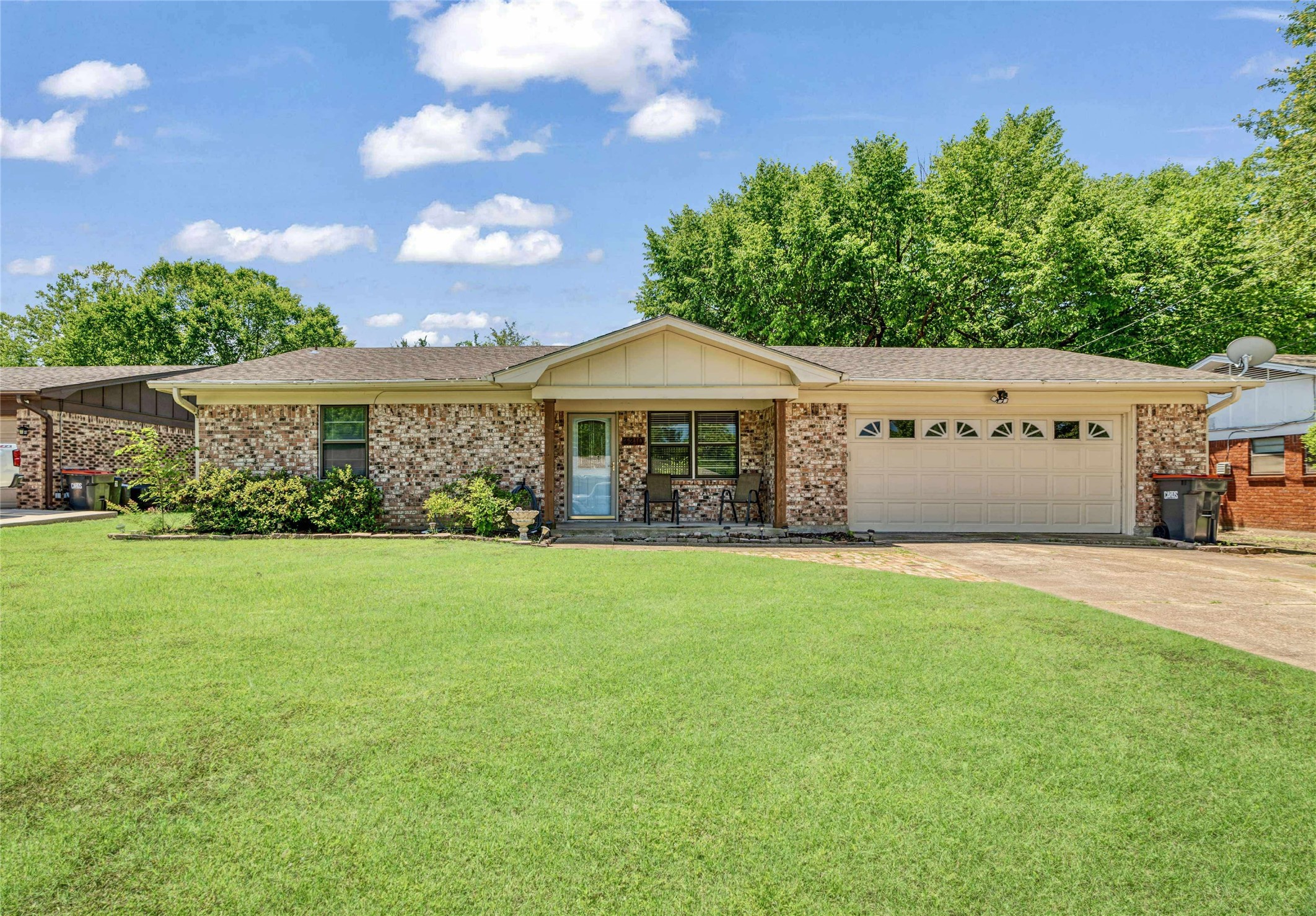 3210 E Houston Street Paris TX 75460
