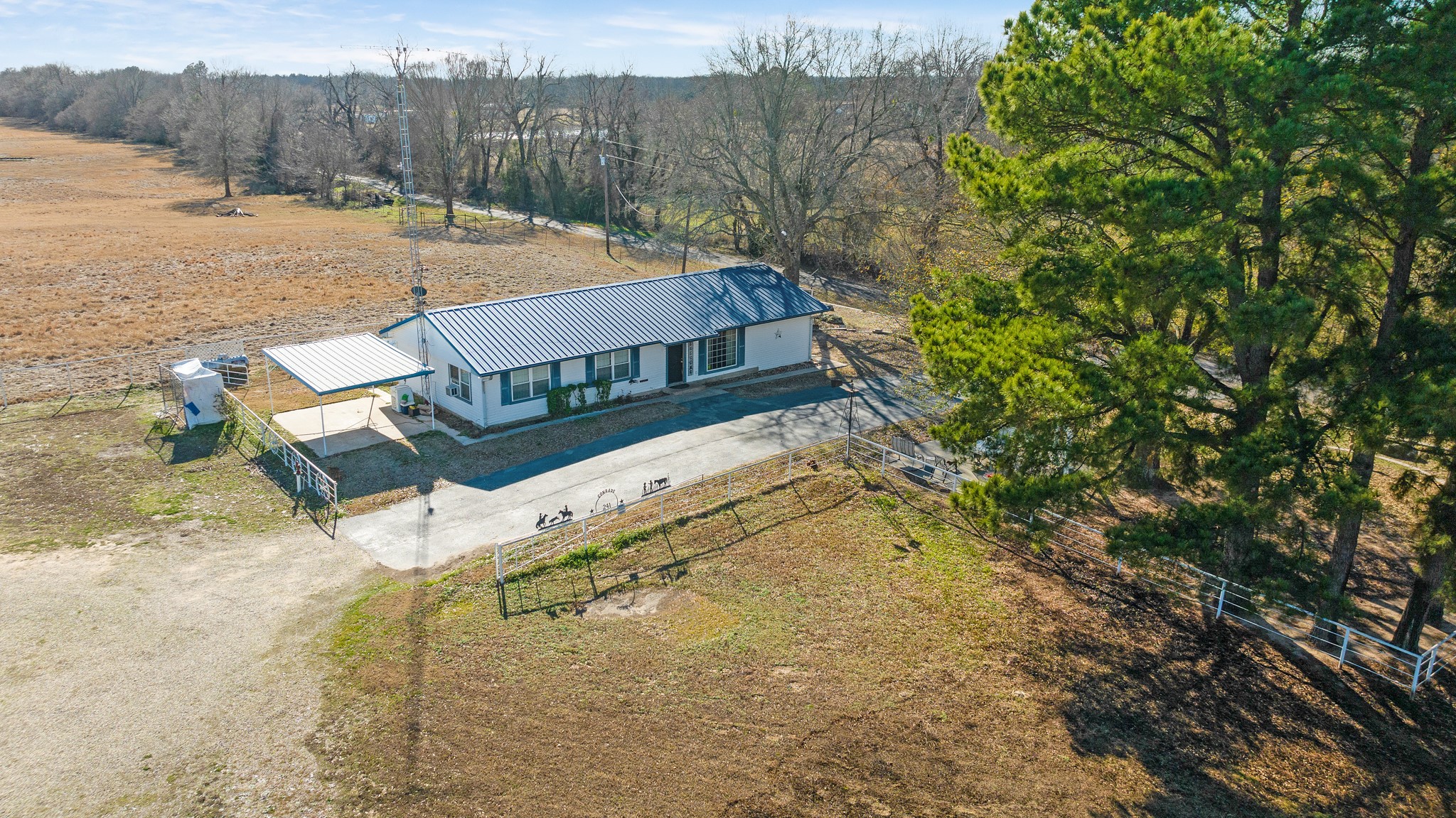 4060 Cr 36220 Sumner TX 75486