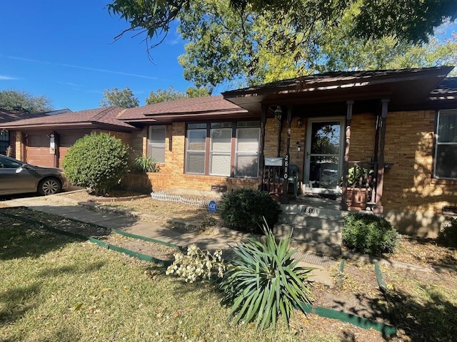 2810 Bonnie View Road Dallas TX 75216