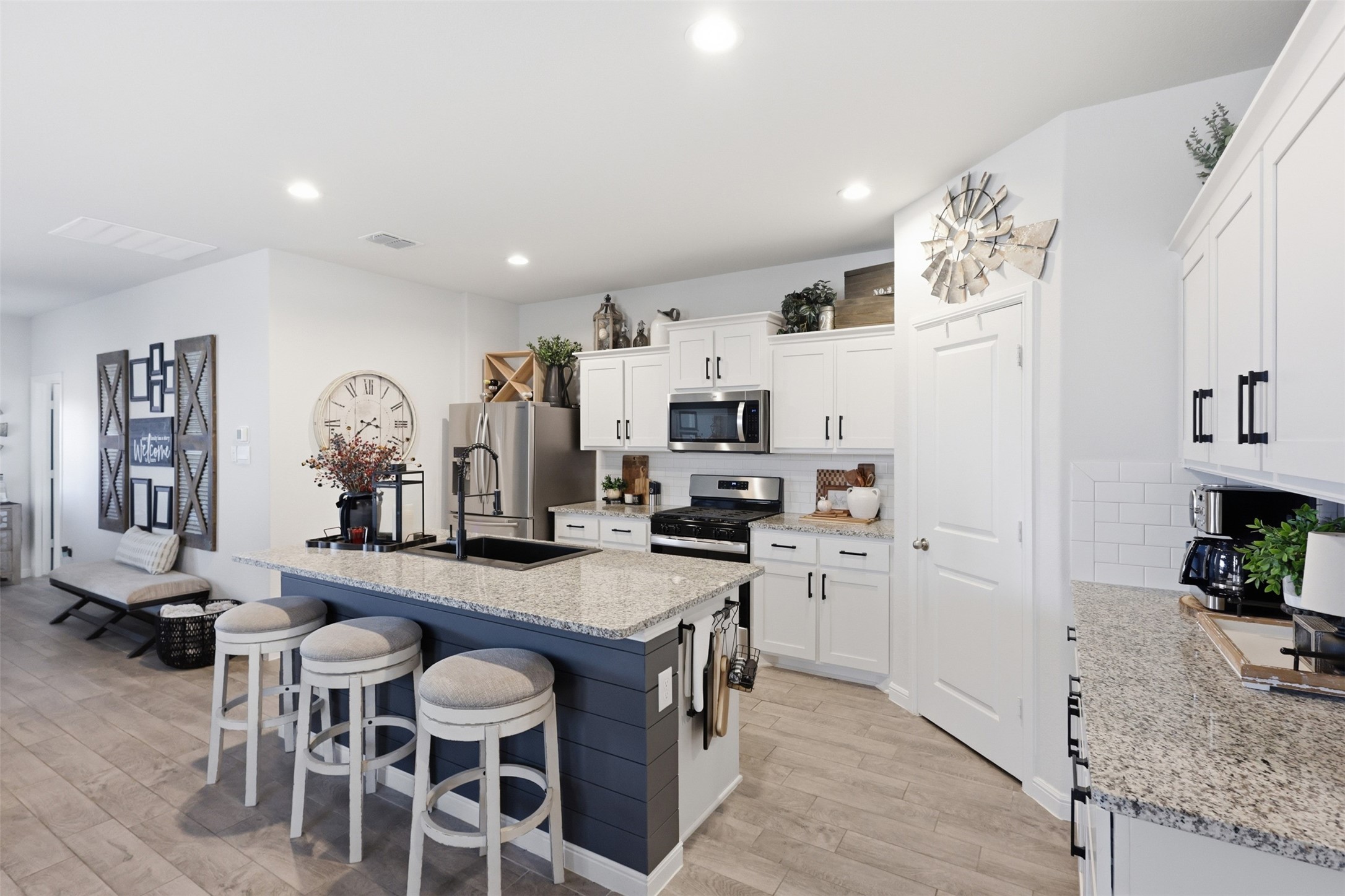 124 Orchard Pines Place Boyd TX 76023