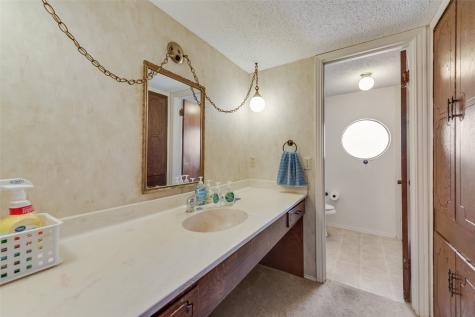 102 S Royal Oak Drive Duncanville TX 75116