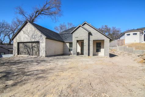 6811 Lacywood Lane Dallas TX 75227