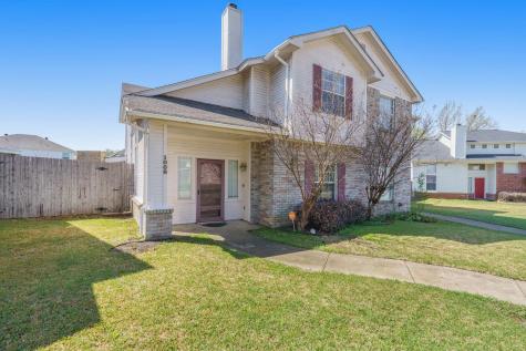 1008 Cheddar Court Arlington TX 76017