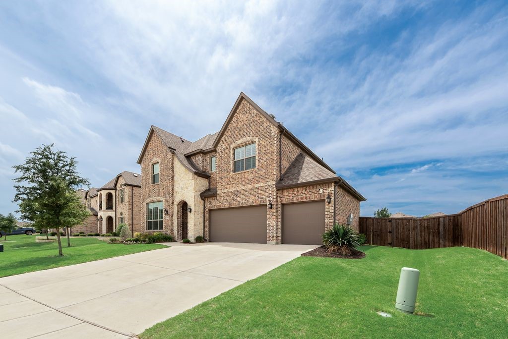884 Gold Finch Lane Forney TX 75126