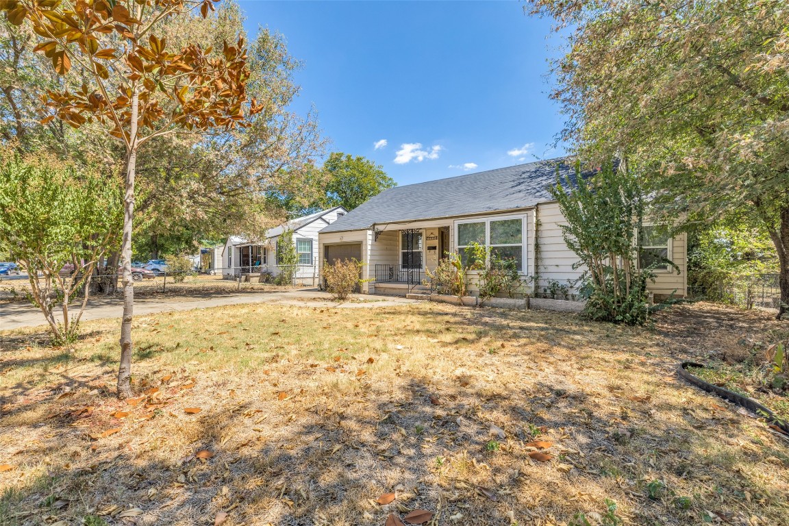 1424 Lawrence Road River Oaks TX 76114