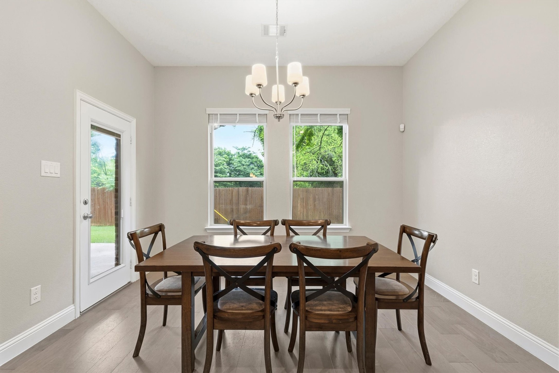 943 Richard Pittmon Drive Desoto TX 75115