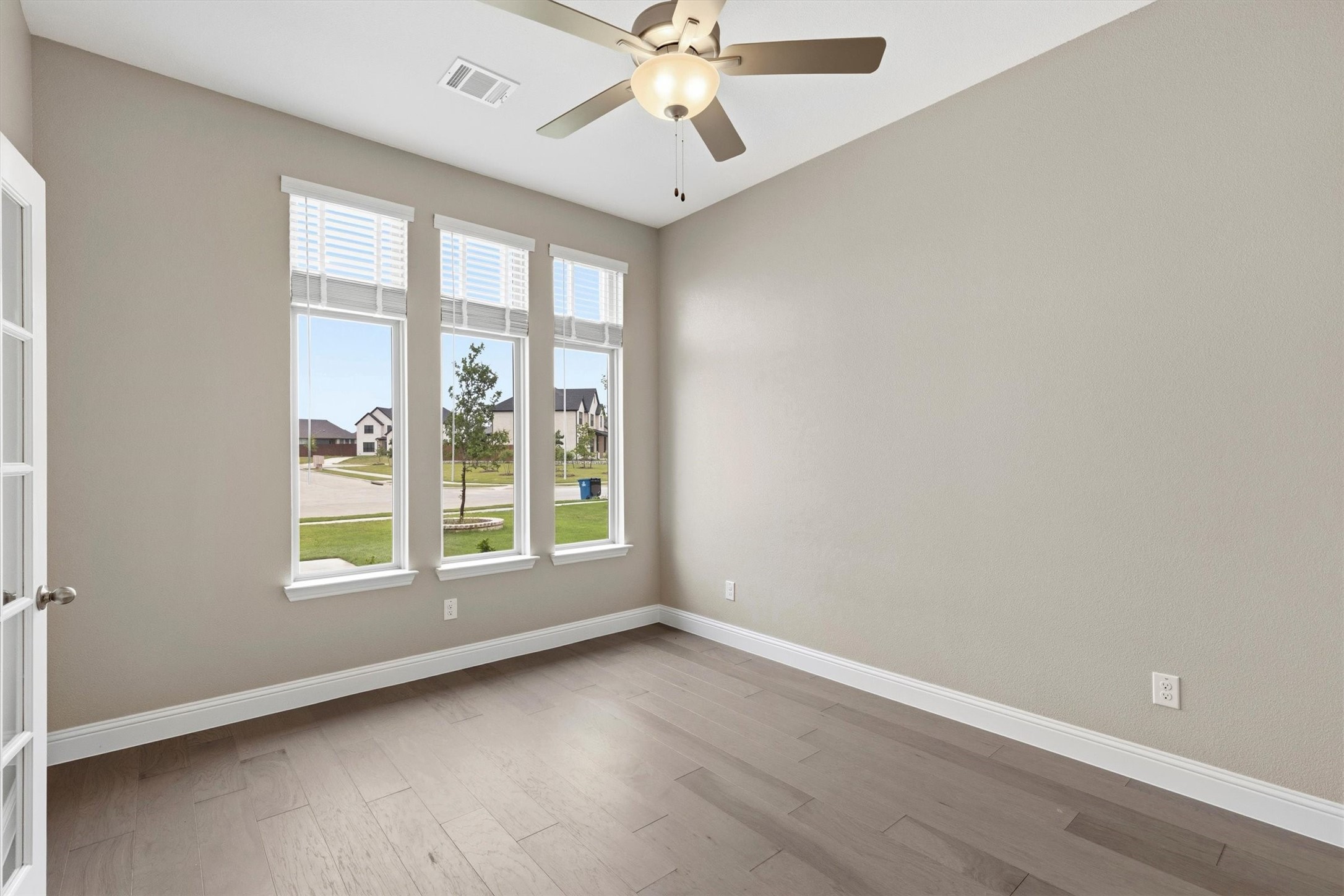 943 Richard Pittmon Drive Desoto TX 75115