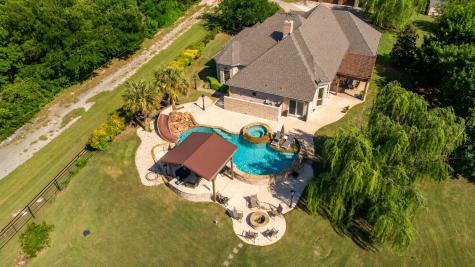 194 Old Howard Road Waxahachie TX 75165