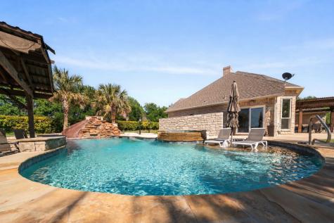 194 Old Howard Road Waxahachie TX 75165