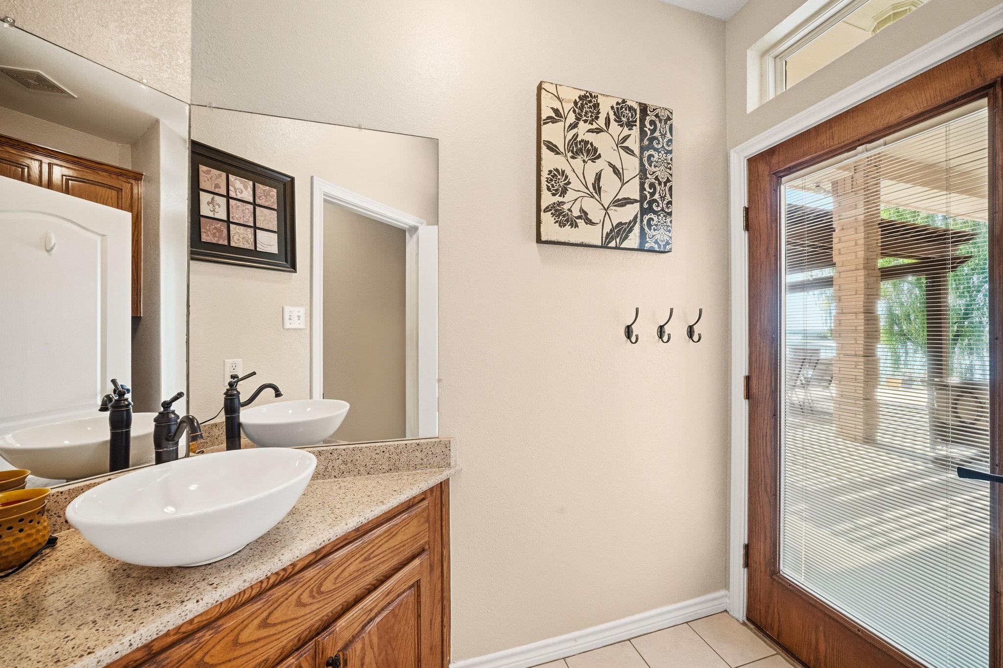 194 Old Howard Road Waxahachie TX 75165