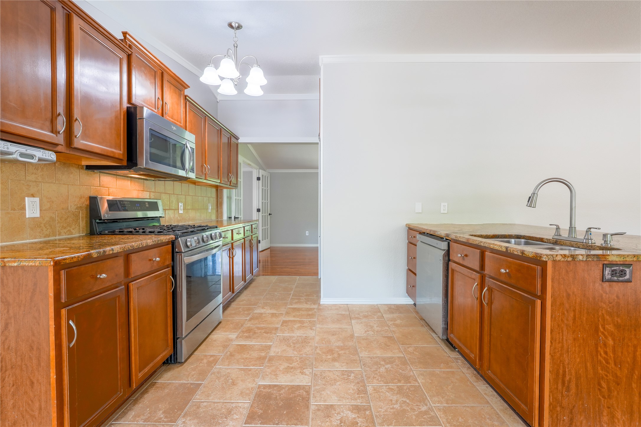 2708 Cedar Point Drive Waco TX 76710