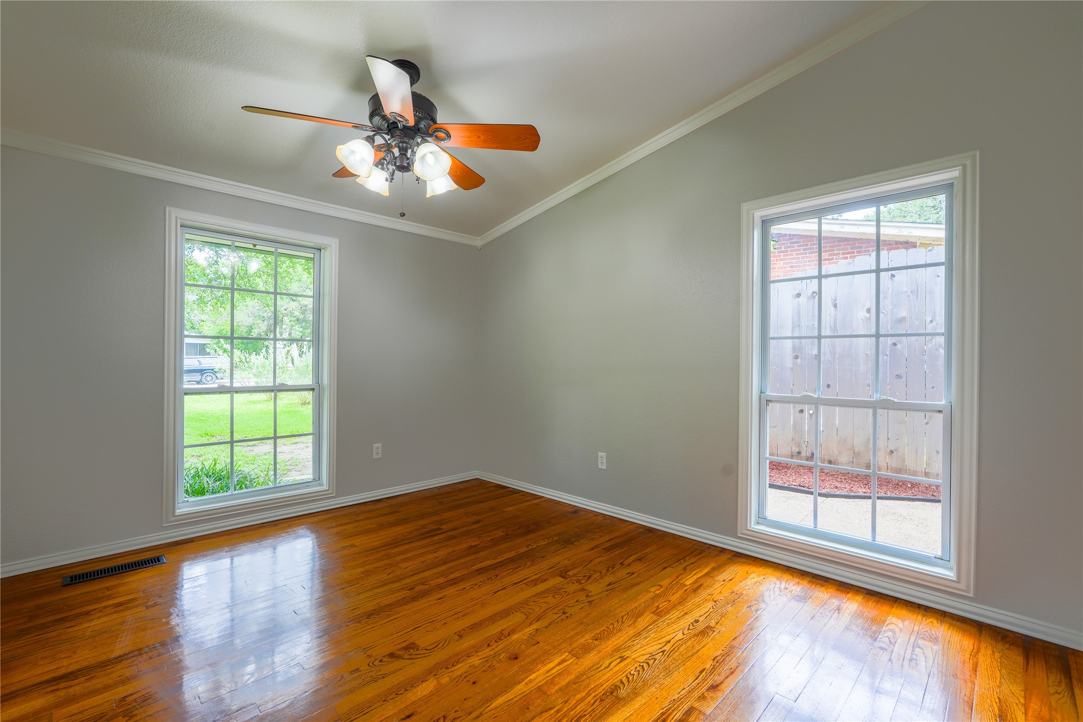 2708 Cedar Point Drive Waco TX 76710