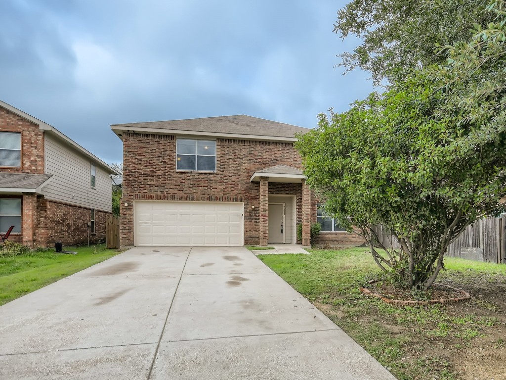 3215 Buckskin Drive Dallas TX 75241