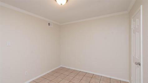 5621 Brent Drive Haltom City TX 76148