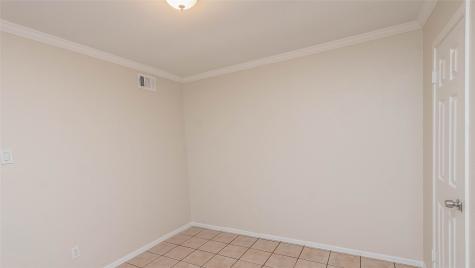 5621 Brent Drive Haltom City TX 76148