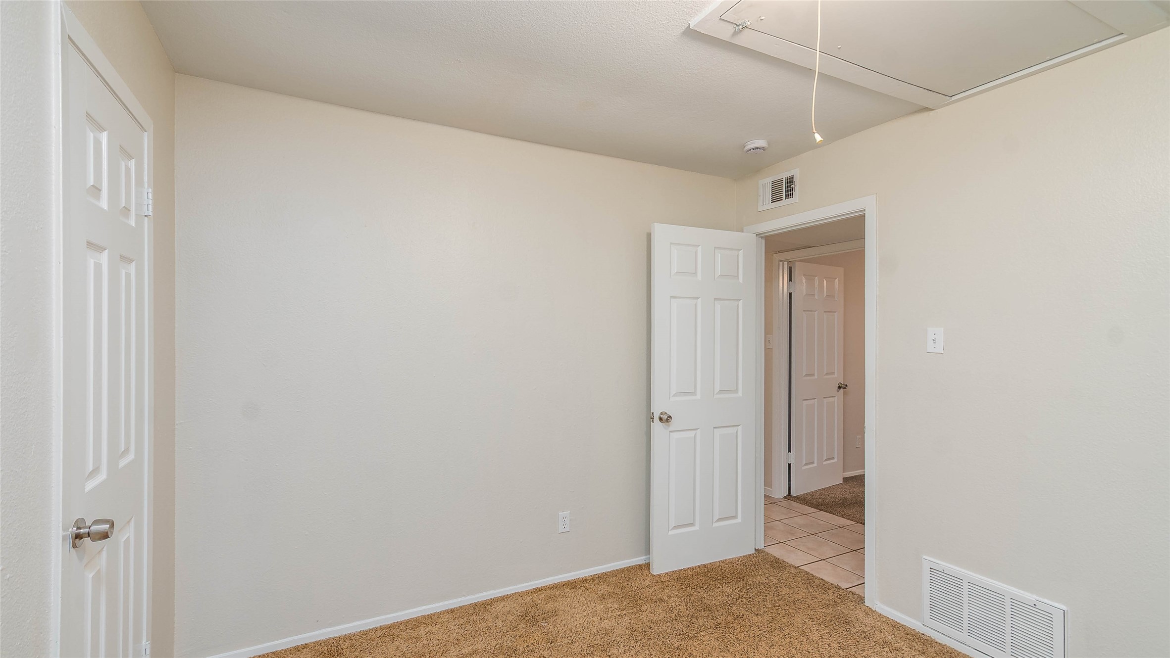 5621 Brent Drive Haltom City TX 76148